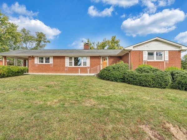 61 Caldwell ST , New Castle, VA 24127
