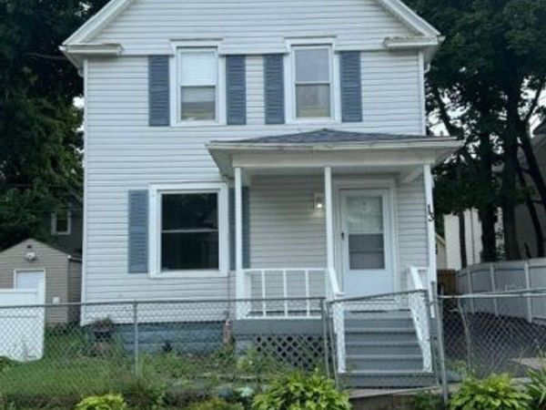 13 Ludwig Park , Rochester, NY 14621