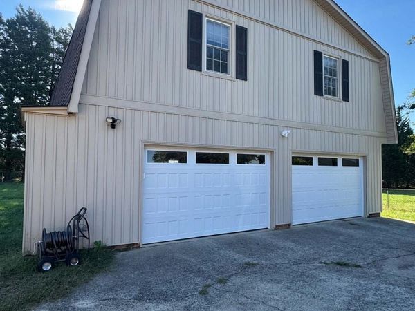 3402 Edgefield Road , Greensboro, NC 27409