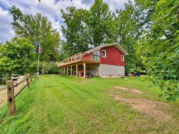 4136 W Sycamore Drive, Newaygo, MI 49337