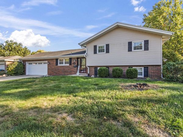 2358 Westchester Boulevard, Springfield, IL 62704