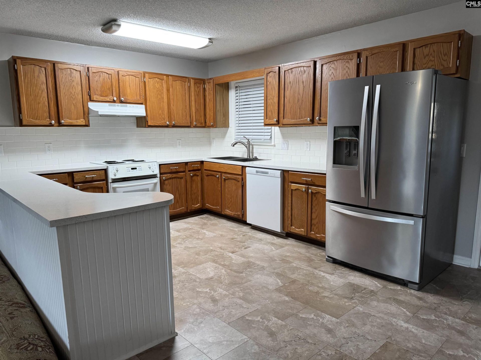 216 Hermitage Road Photo 8
