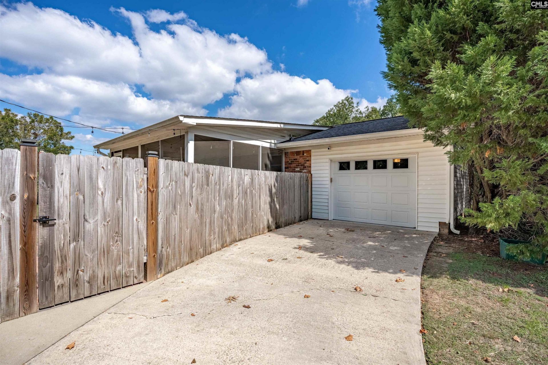 901 Riverview Drive Photo 37