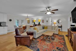 901 Riverview Drive photo 4