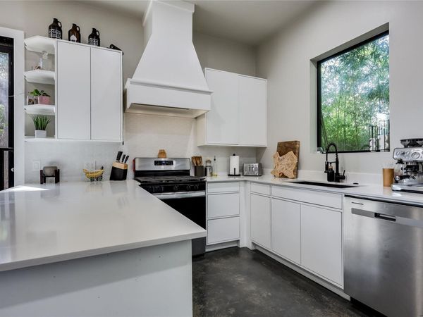 706 Valdez ST, Unit 2, Austin, TX 78741