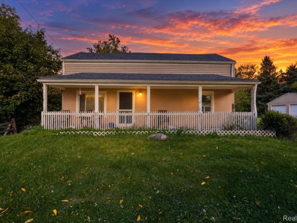 9022 Parshallville Road, Hartland Township, Mi 48430