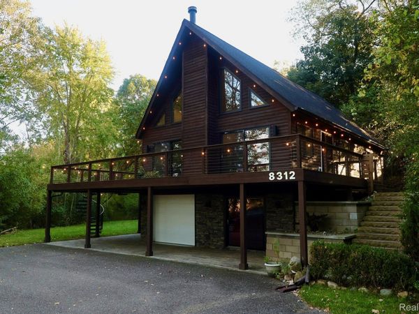 8312 Whitmore Lake Road, Green Oak Township, Mi 48116