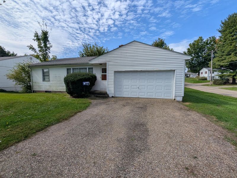 1221 N Mulberry Street , Mount Vernon, OH 43050 Photo 3