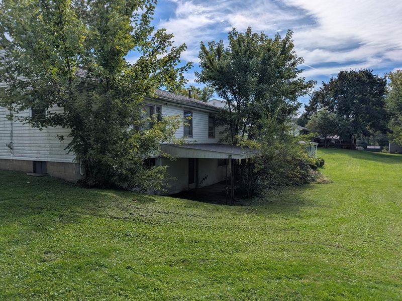 1221 N Mulberry Street , Mount Vernon, OH 43050 Photo 6