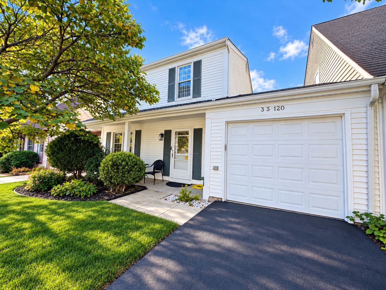 3s120 Briarwood Drive, Warrenville, IL 60555 Main Photo