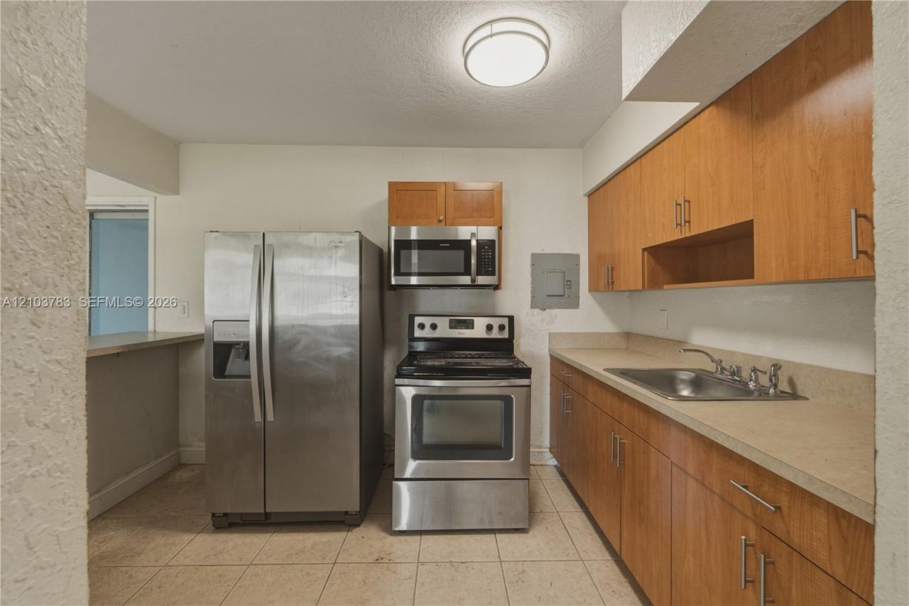 1875 NW 134th St , Miami, FL 33167 Photo