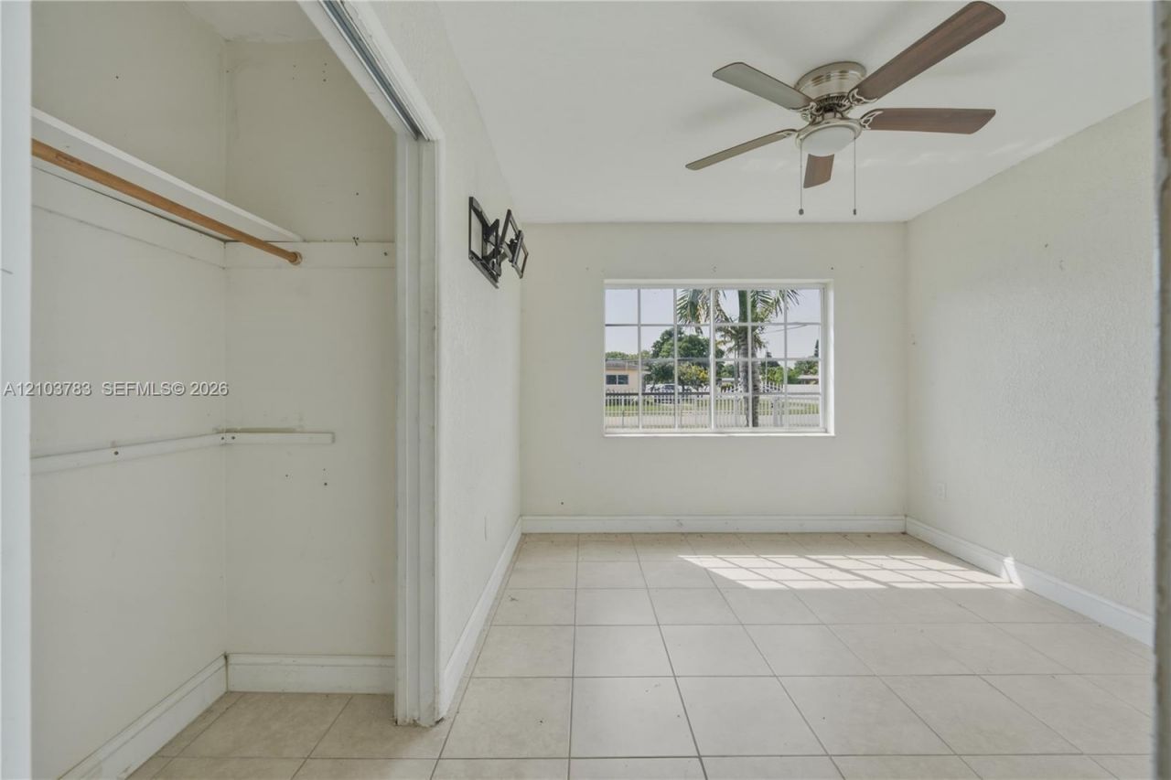 1875 NW 134th St , Miami, FL 33167 Photo