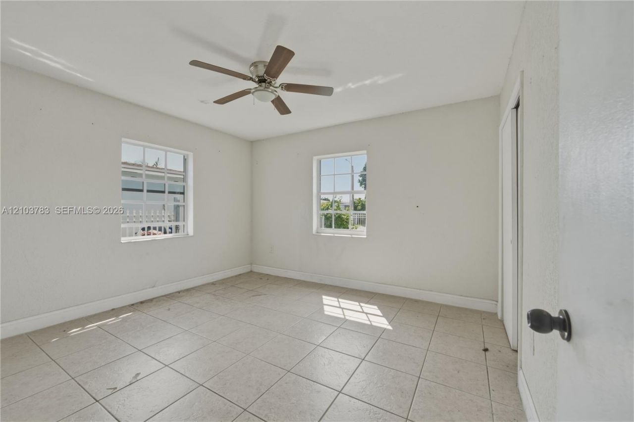 1875 NW 134th St , Miami, FL 33167 Photo