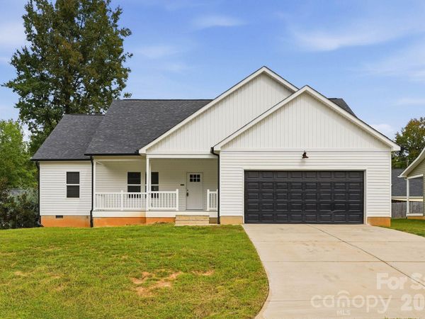 7659 Sarah Drive , Denver, NC 28037