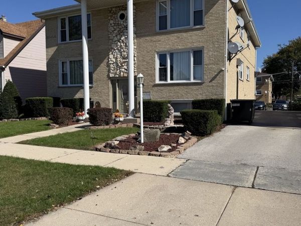 4549 Forest Avenue , Unit 2S, Brookfield, IL 60513