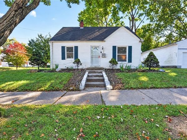 792 Caddo Avenue , Akron, OH 44305