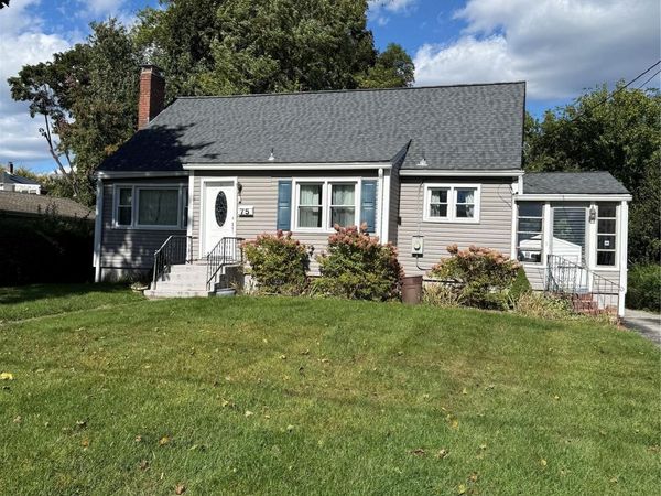 75 College Avenue , Poughkeepsie, NY 12603