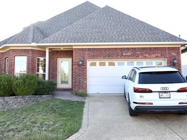 15300 Governors Lake Drive , Little Rock, AR 72223