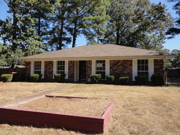 6109 Indian Hills Drive , Pine Bluff, AR 71603