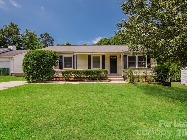 7610 Denon Hills Drive , Charlotte, NC 28212