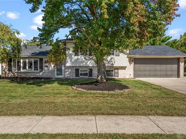 5566 Mississippi Drive, Fairfield, OH 45014