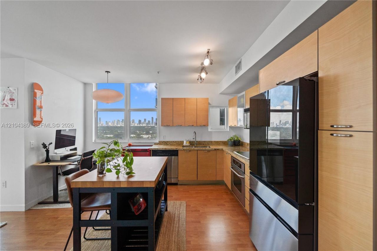 3180 SW 22nd Ter , Unit 1205, Miami, FL 33145 Photo