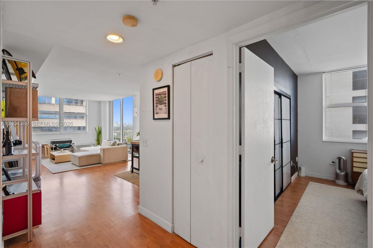 3180 SW 22nd Ter , Unit 1205, Miami, FL 33145 Photo