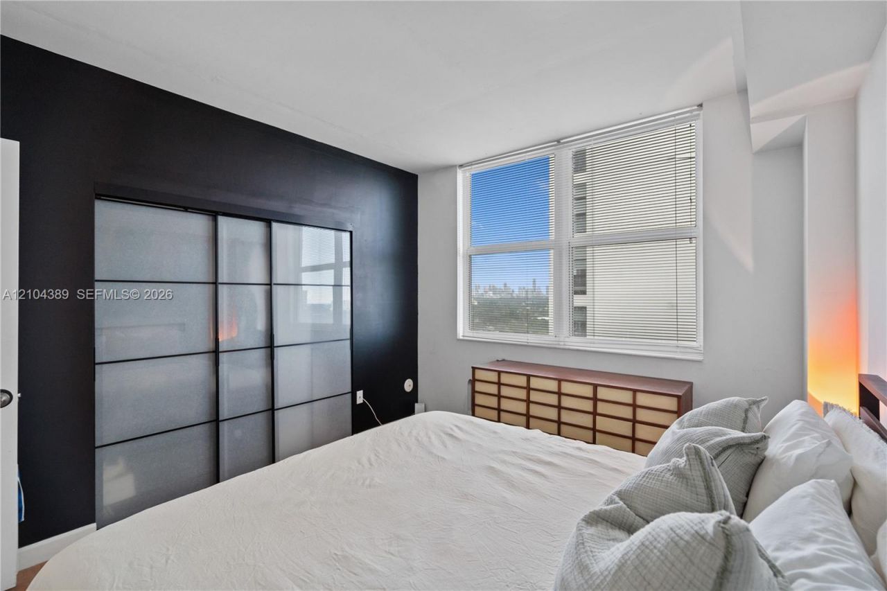 3180 SW 22nd Ter , Unit 1205, Miami, FL 33145 Photo