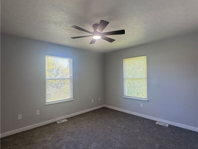 623 E 117th Street, Cleveland, OH 44108 Photo 17