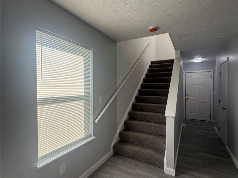 623 E 117th Street, Cleveland, OH 44108 Photo 9