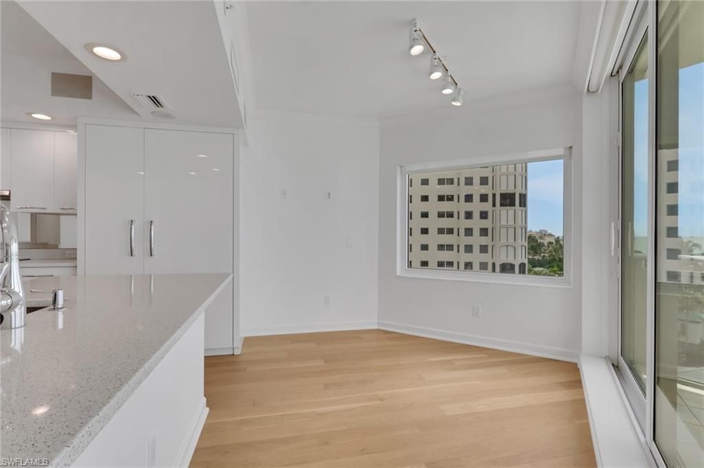 8231 Bay Colony Dr, Unit 602, Naples, FL 34108 Photo
