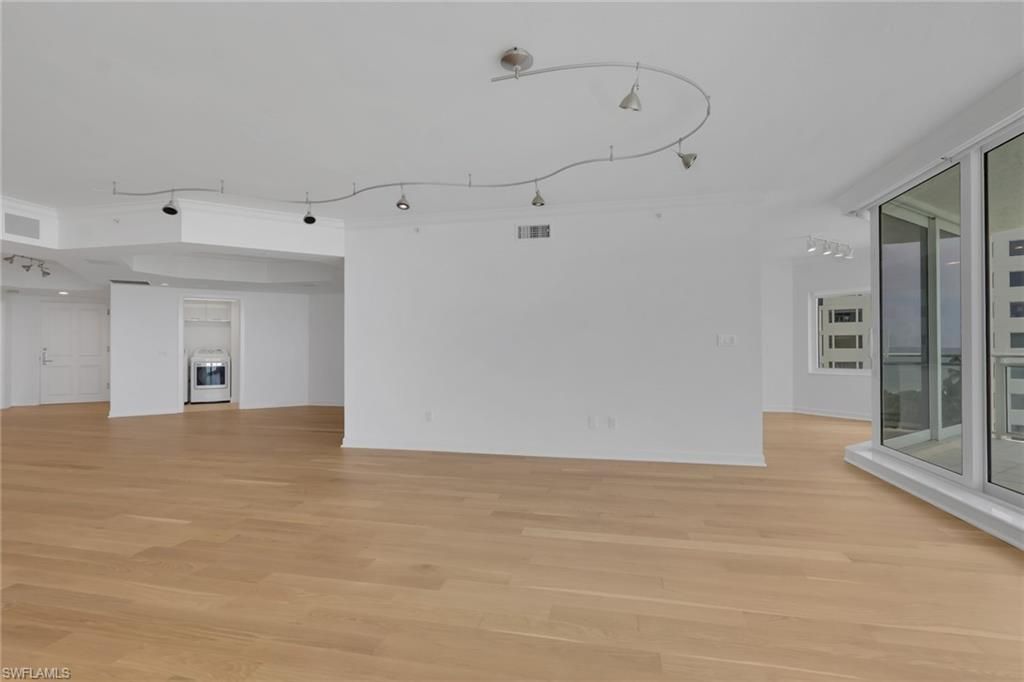 8231 Bay Colony Dr, Unit 602, Naples, FL 34108 Photo