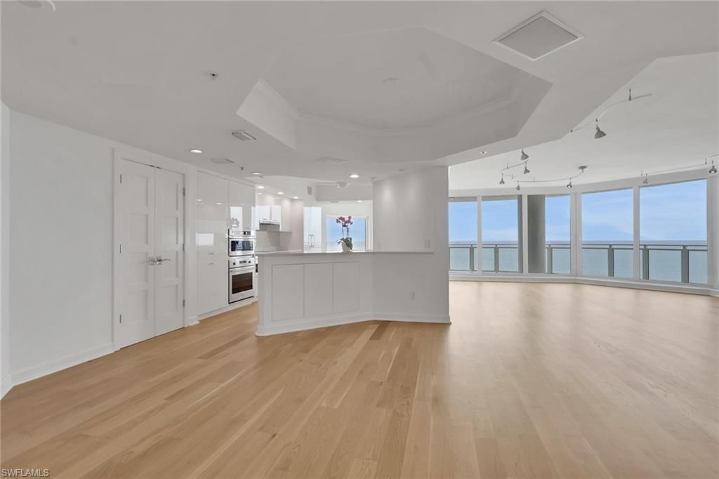 8231 Bay Colony Dr, Unit 602, Naples, FL 34108 Photo