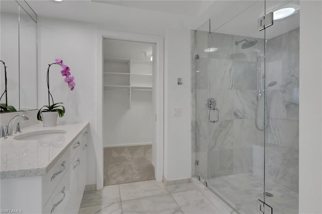 8231 Bay Colony Dr, Unit 602, Naples, FL 34108 Photo