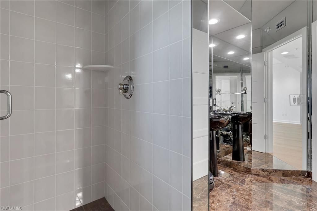 8231 Bay Colony Dr, Unit 602, Naples, FL 34108 Photo