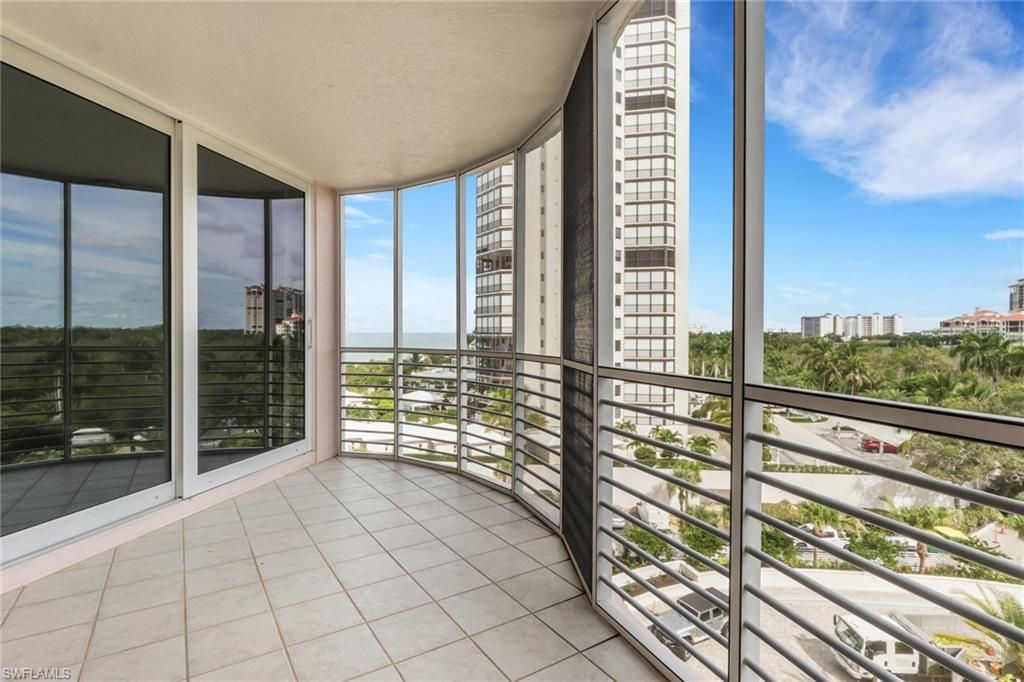 8231 Bay Colony Dr, Unit 602, Naples, FL 34108 Photo
