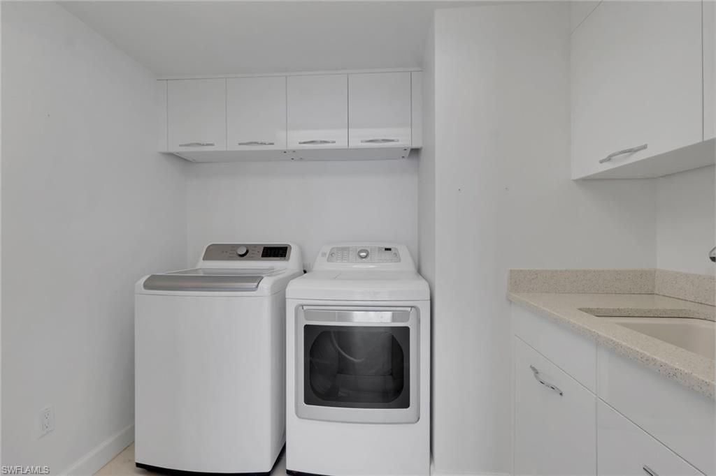 8231 Bay Colony Dr, Unit 602, Naples, FL 34108 Photo