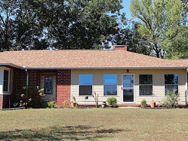 278 Alamo Highway , Trenton, TN 38382