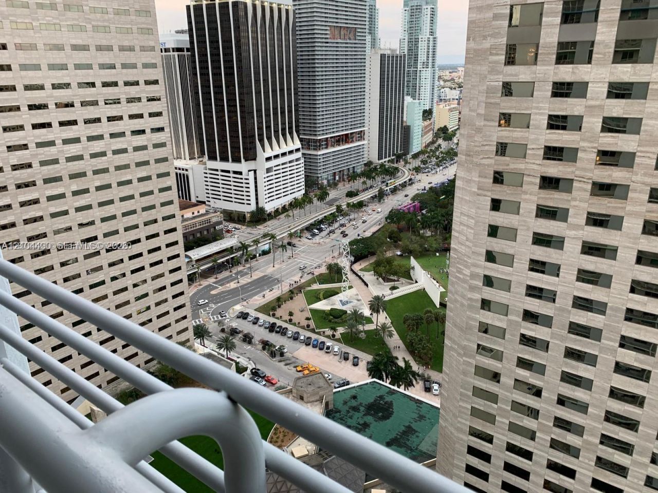 335 S Biscayne Blvd , Unit 3406, Miami, FL 33131 Photo