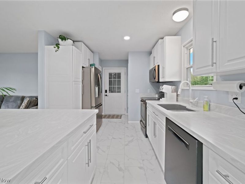 10461 Fort Laurens Road NW, Bolivar, OH 44612 Photo 30