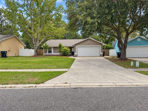 11224 CYPRESS LEAF DRIVE , ORLANDO, FL 32825