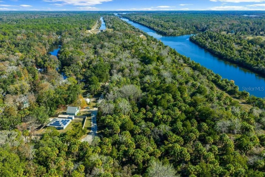 12575 W Foss Groves Path , Inglis, FL 34449 Photo