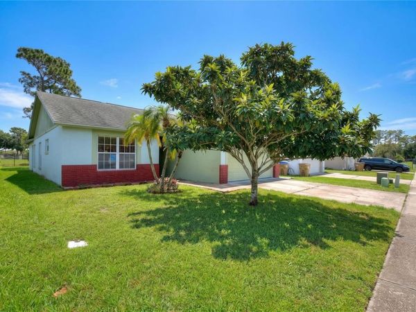 298 INDIAN POINT CIRCLE , KISSIMMEE, FL 34746