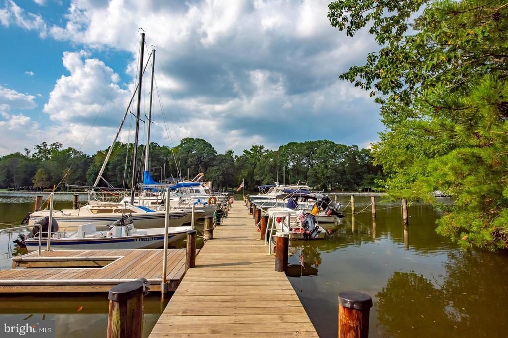 700 N HOLLY DRIVE, ANNAPOLIS, MD 21409