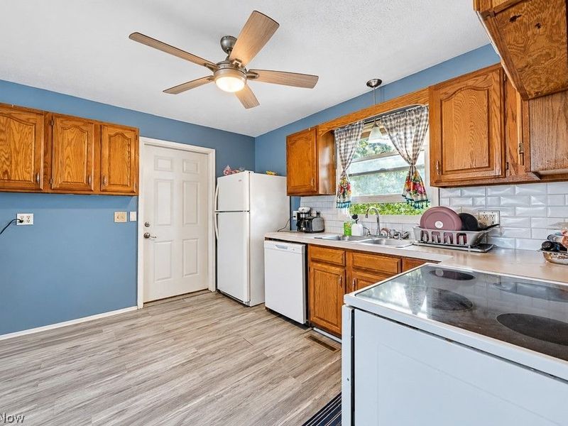 15620 Mason Road, Vermilion, OH 44089 Photo 5