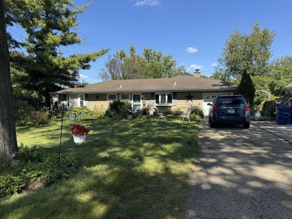 603 Wakeman Avenue , Wheaton, IL 60187