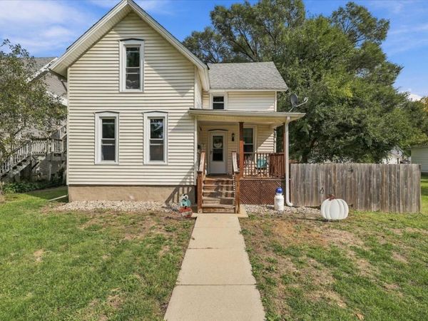 510 6th Avenue , Sterling, IL 61081