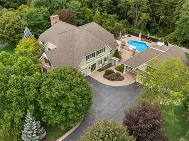 811 Knighthood Circle, Fayetteville, NY 13066