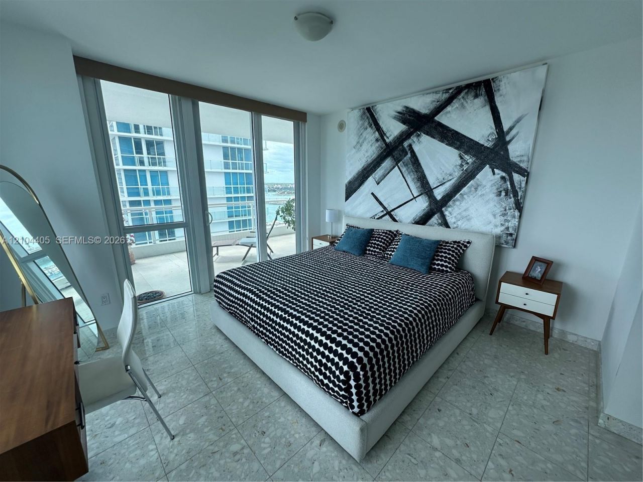 540 West Ave, Unit 1811, Miami Beach, FL 33139 Photo