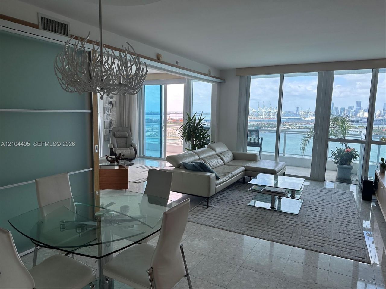 540 West Ave, Unit 1811, Miami Beach, FL 33139 Photo